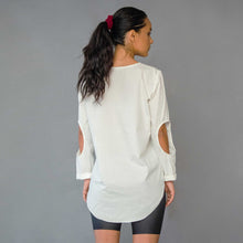 Cargar imagen en el visor de la galería, Blusa Cut Out
